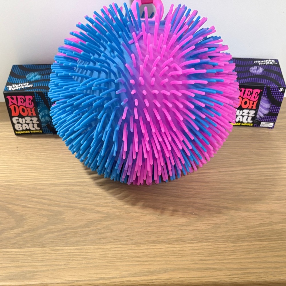 NeeDoh Fuzz Ball Sensory Toy - Blue & Pink & HUGE Montoy amazing squish ball.